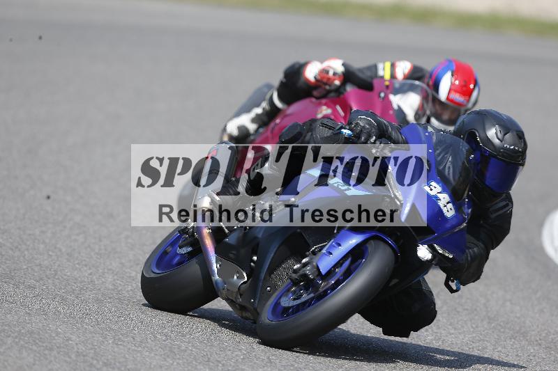 /Archiv-2025/49 26.08.2025 Cornu Master School ADR/rot-rouge/349